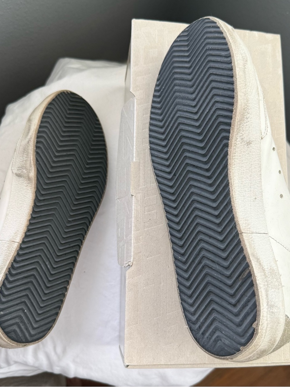 Golden Goose White Leather Super-Star Sneakers with Silver Star - Picture 10 of 11